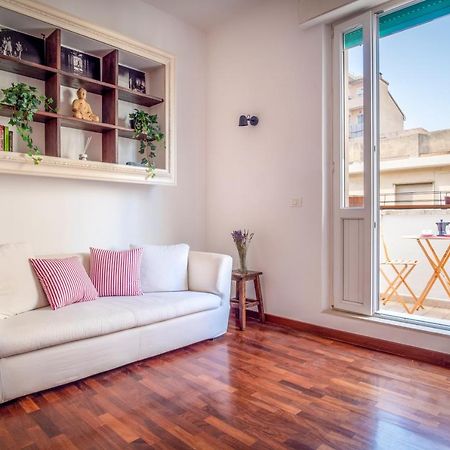 Appartamento Vicino Al Porto, Con Parcheggio Livorno Luaran gambar